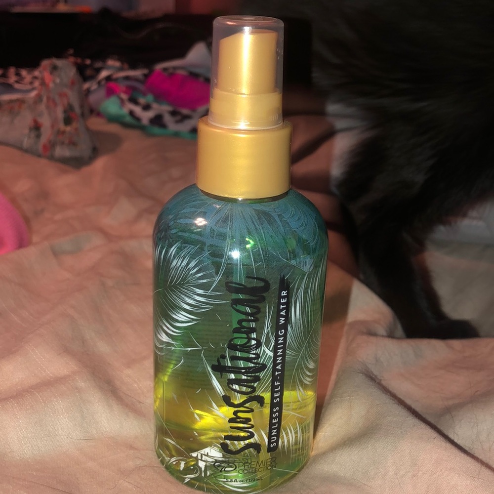 Self tanning water